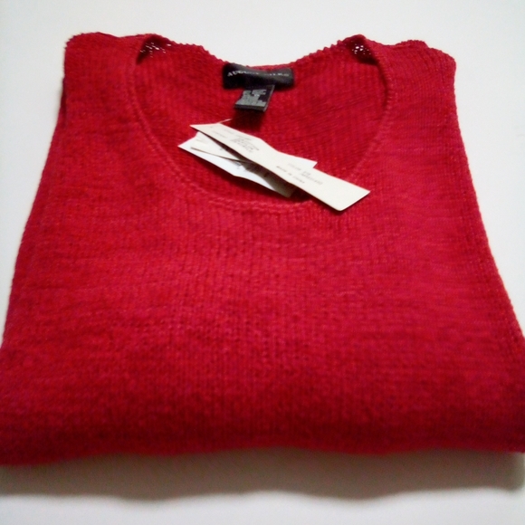 August Silk Red Size 1X NWT $68 Pullover Holiday Sweater 3/4 Sleeves Side Slits - Picture 7 of 7